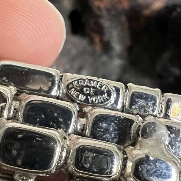 Vintage Signed Kramer of NY Blue Rhinestone Brooch Recessed Shadowbox Statement - Picture 4 of 16